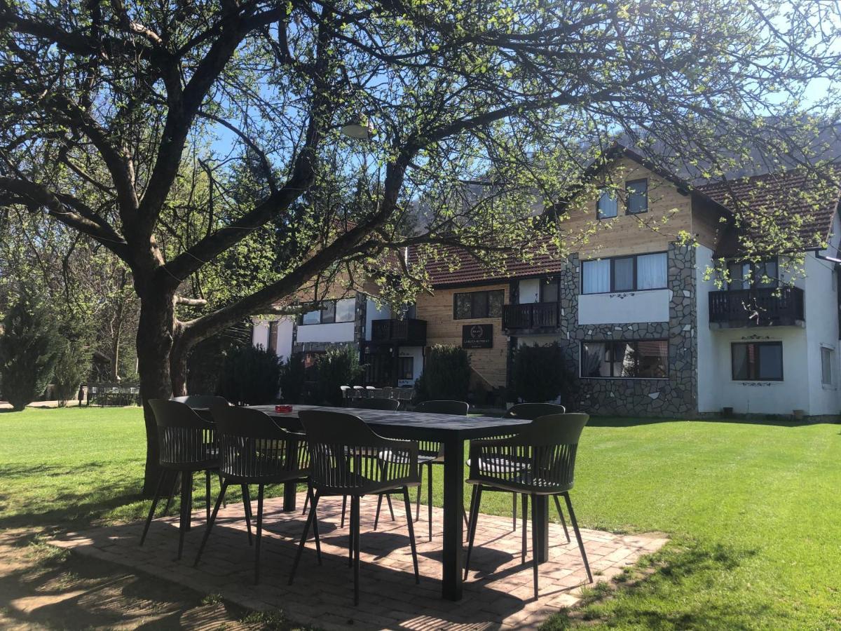מלון בראן Garden Retreat (Adults Only) מראה חיצוני תמונה
