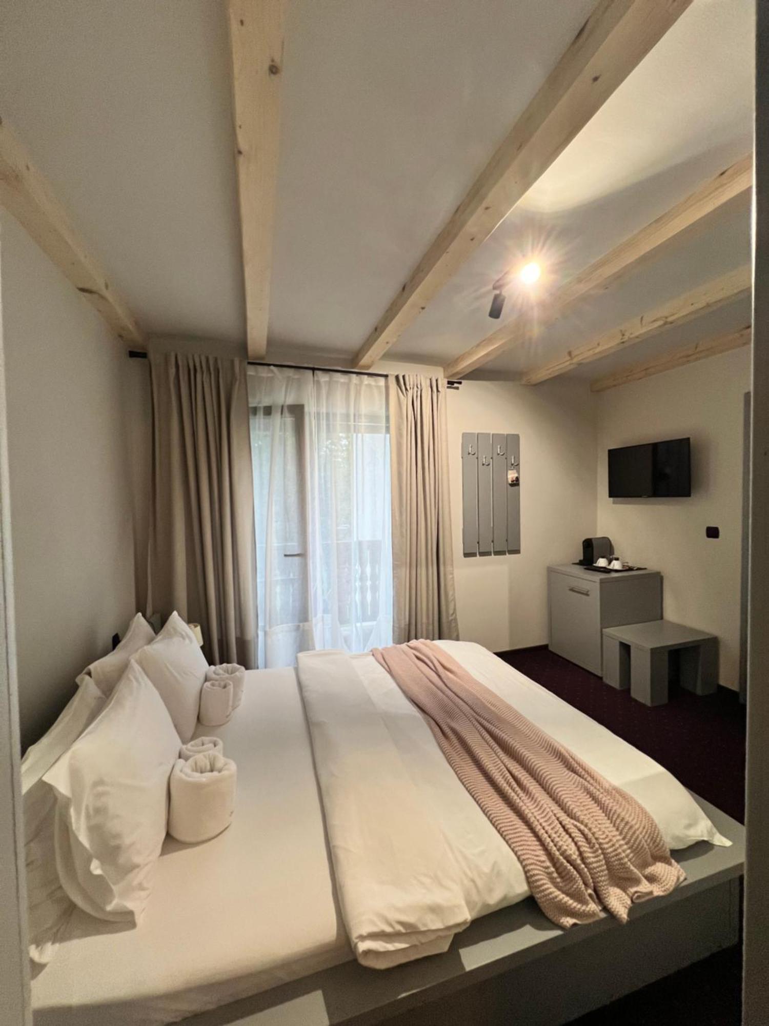 מלון בראן Garden Retreat (Adults Only) מראה חיצוני תמונה
