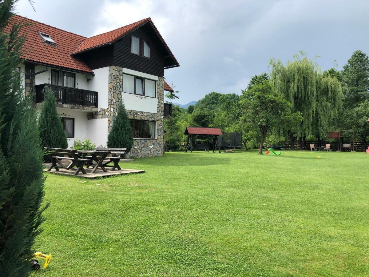 מלון בראן Garden Retreat (Adults Only) מראה חיצוני תמונה